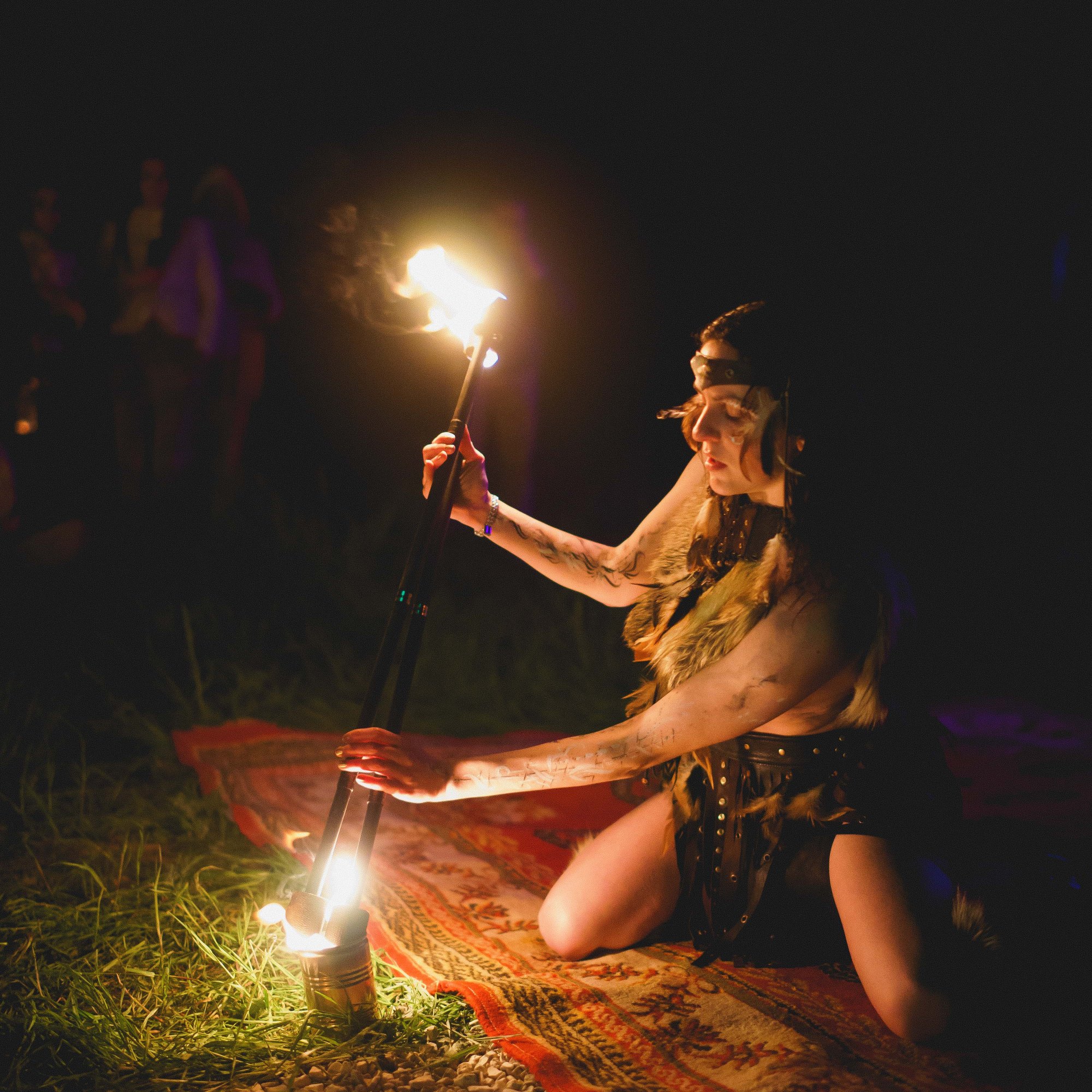 Effeuilleuse Burlesque Performeuse Feu Paris