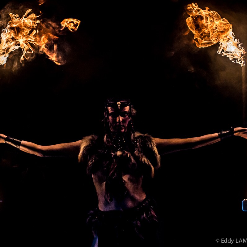 Effeuilleuse Burlesque Performeuse Feu Paris