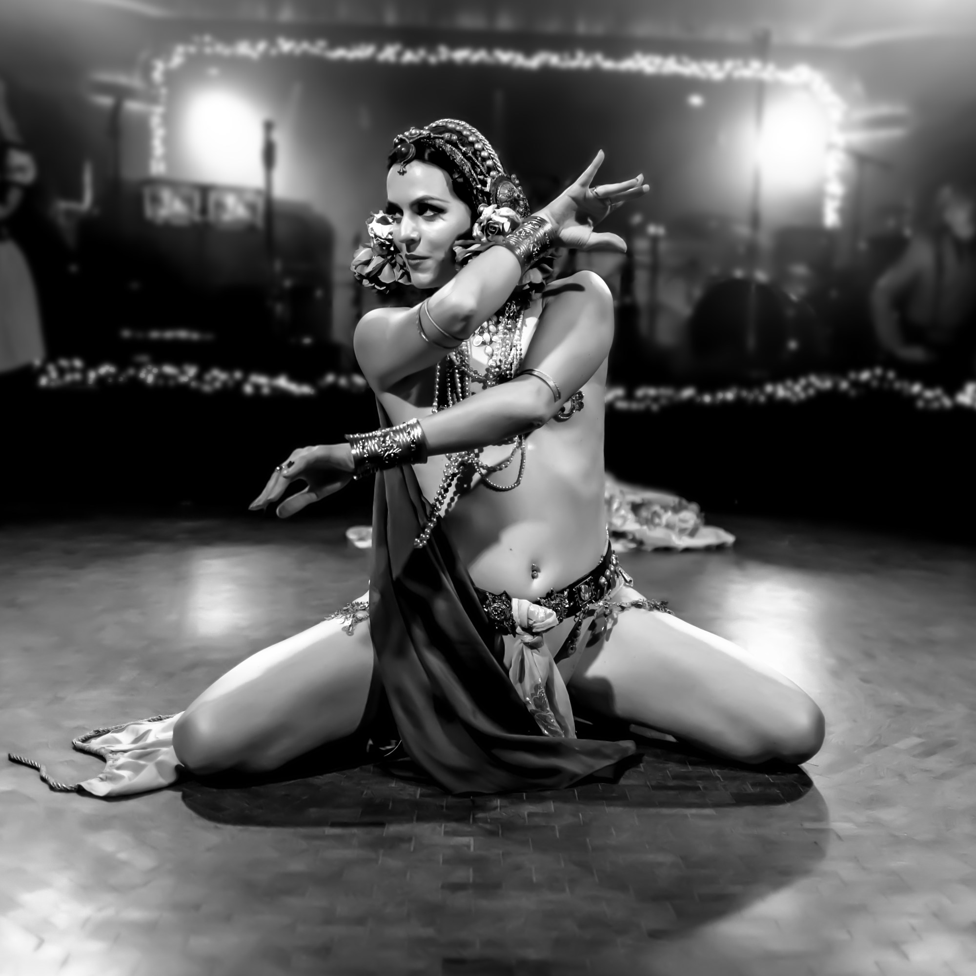 Effeuilleuse Burlesque Performeuse Feu Paris