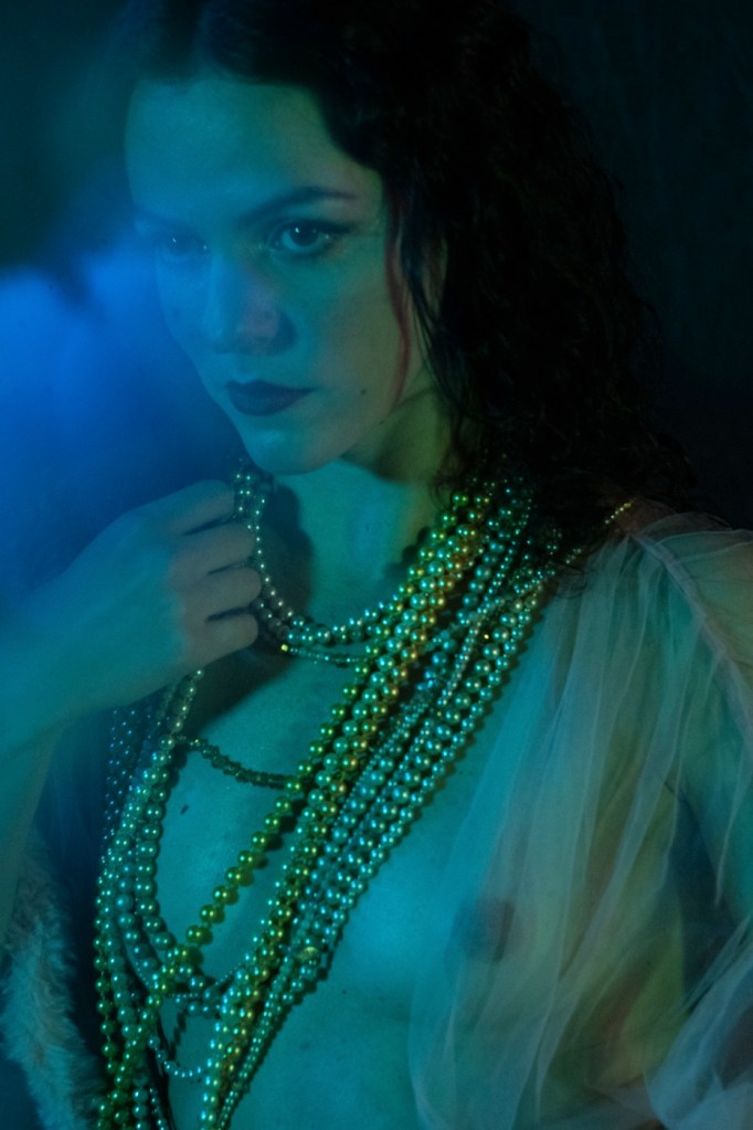 Effeuilleuse Burlesque Performeuse Feu Paris