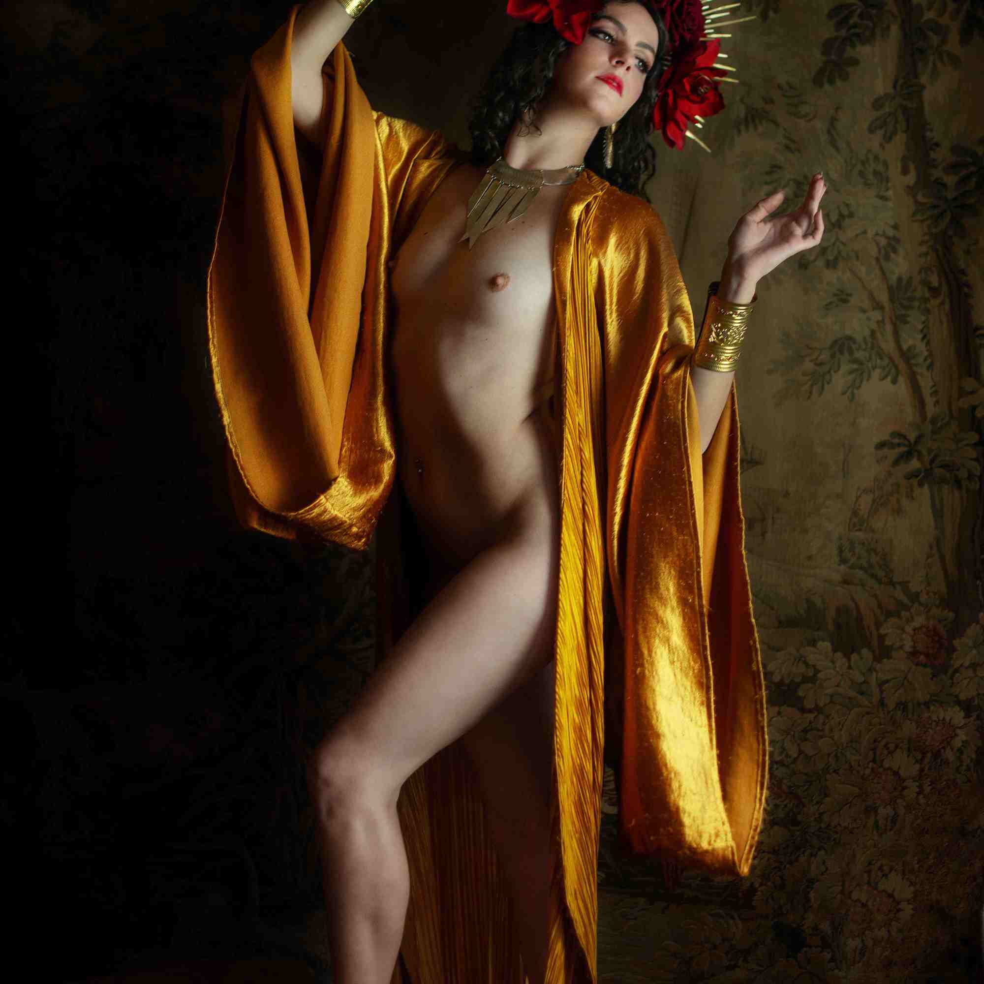 Effeuilleuse Burlesque Performeuse Feu Paris