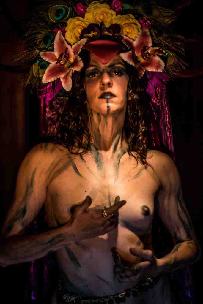 Effeuilleuse Burlesque Performeuse Feu Paris