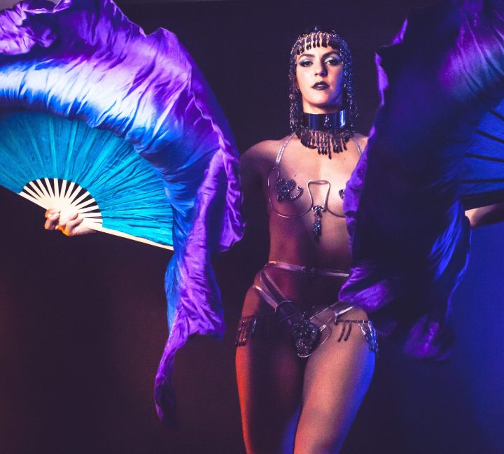 Effeuilleuse Burlesque Performeuse Feu Paris