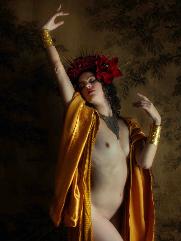 Effeuilleuse Burlesque Performeuse Feu Paris